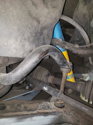 AWD sway bar end link, use space for helper sp