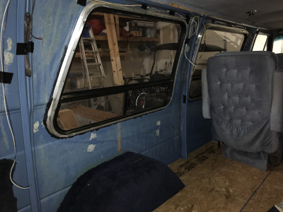 1987-chevy-van-stripped-interior.JPG