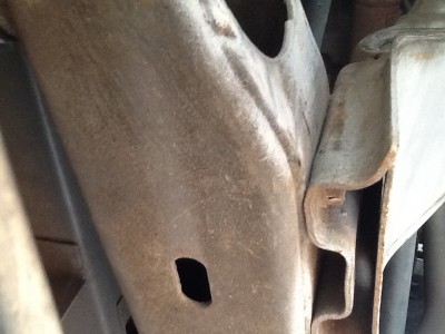 Rear oem single oval hole in subframe.